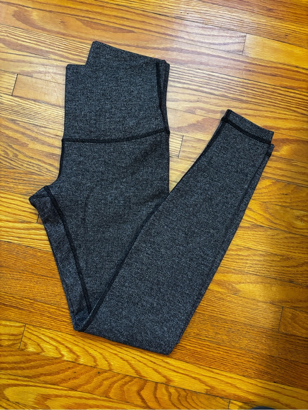 Lululemon Wunder Under high-rise leggings 28”